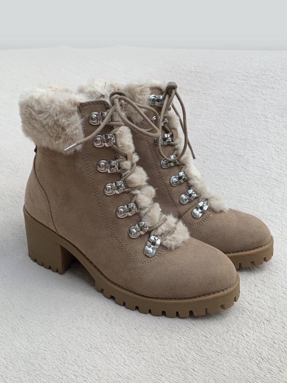 Madden Girl Hidde Microsuede and Faux Fur Trimmed Boots Sz8 NWOT